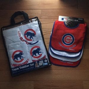 Chicago Cubs fan baby clothes